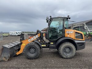 CASE 221F - 5,5 tons ged